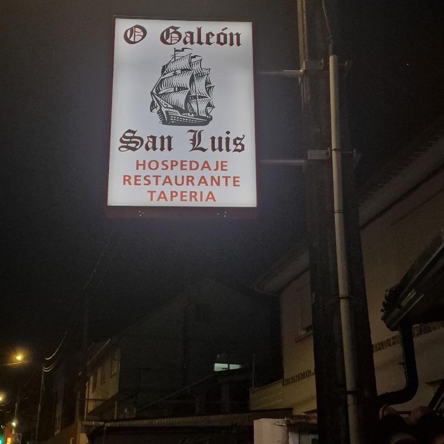 Hostal O Galeon San Luis Moana Bagian luar foto