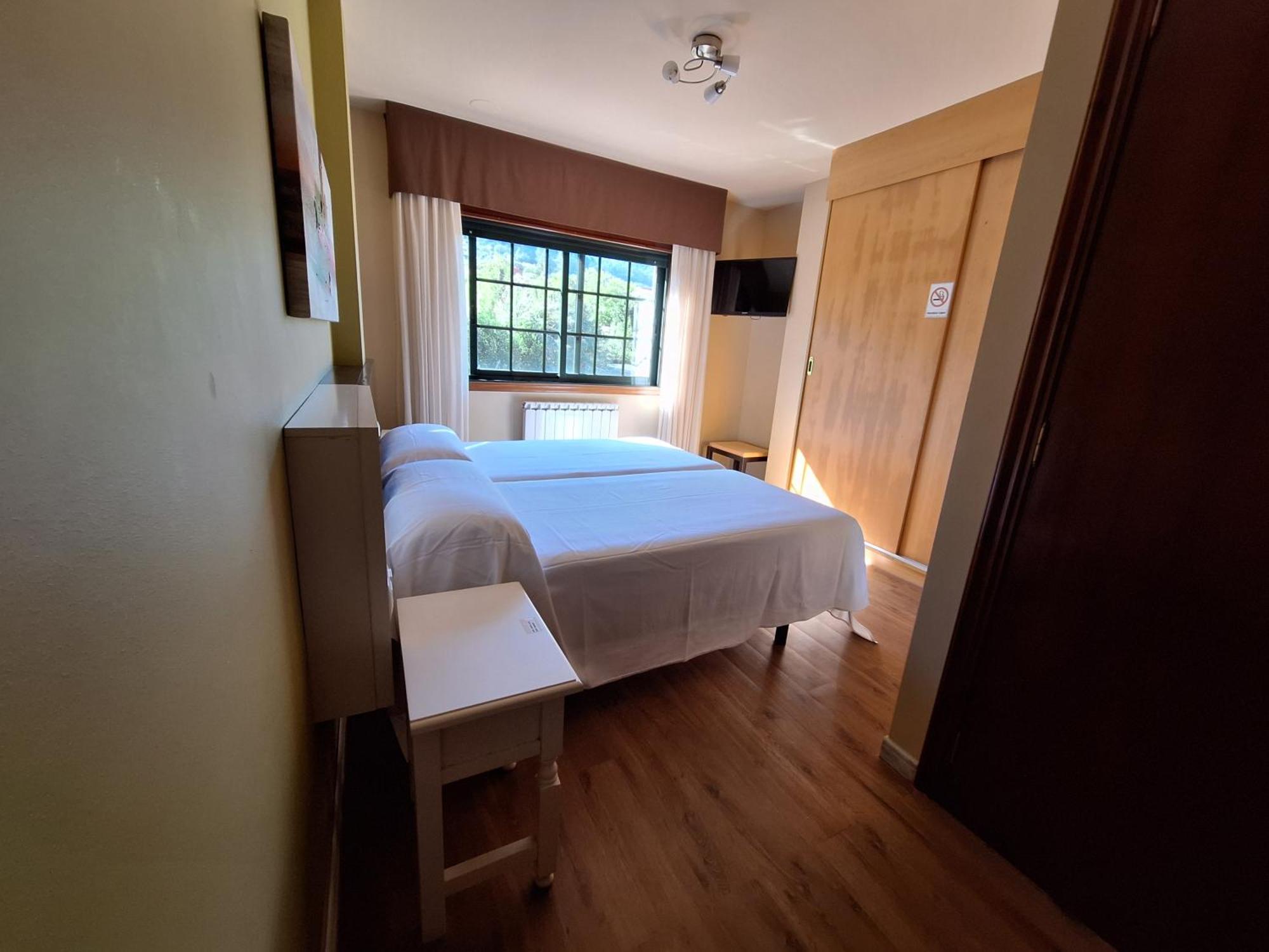 Hostal O Galeon San Luis Moana Bagian luar foto